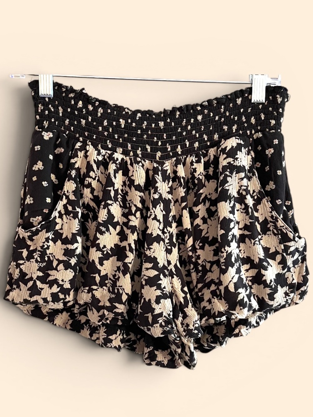 Free People Smocked Floral Bubble Shorts Tan Black Size XS